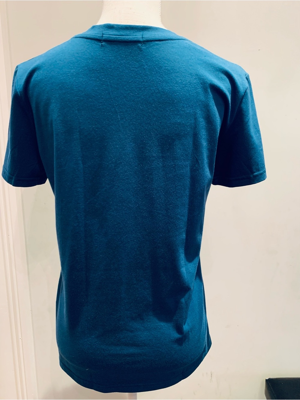 ❤️FV RELAY❤️NWT! SPARKLING GLITTERY LIP PRINT TEE. EXCELLENT CONDITION! - Picture 4 of 9